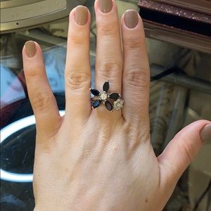 Black flower ring